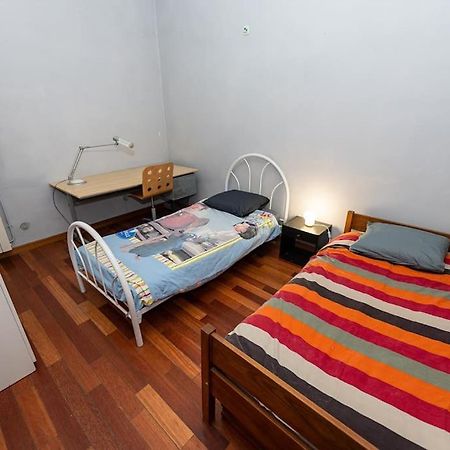 Anna-Maria : Grand Appartement 10 Personnes+Parking Prive -Actif+ Location- Marsiglia Esterno foto
