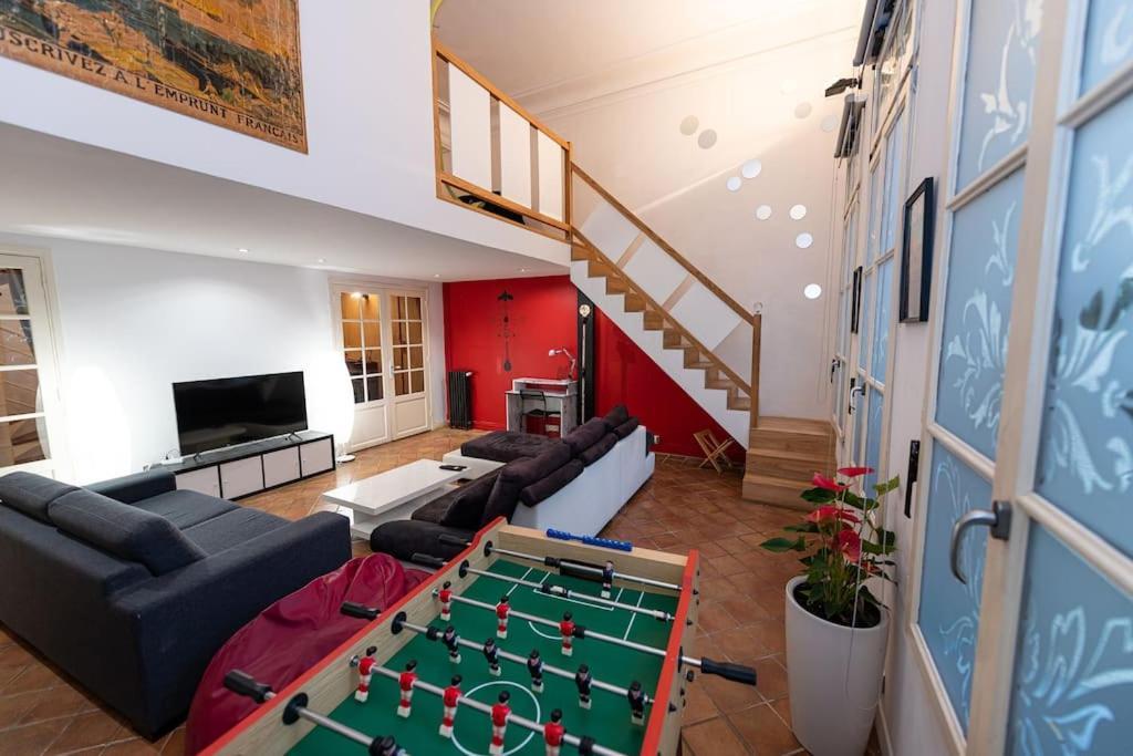 Anna-Maria : Grand Appartement 10 Personnes+Parking Prive -Actif+ Location- Marsiglia Esterno foto