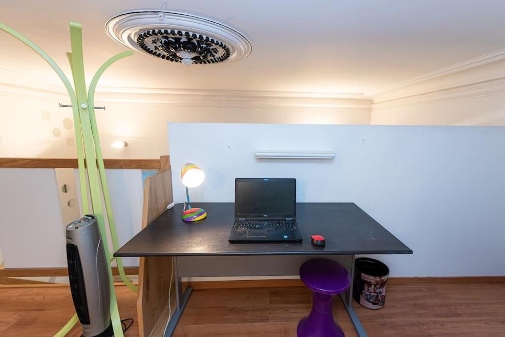 Anna-Maria : Grand Appartement 10 Personnes+Parking Prive -Actif+ Location- Marsiglia Esterno foto