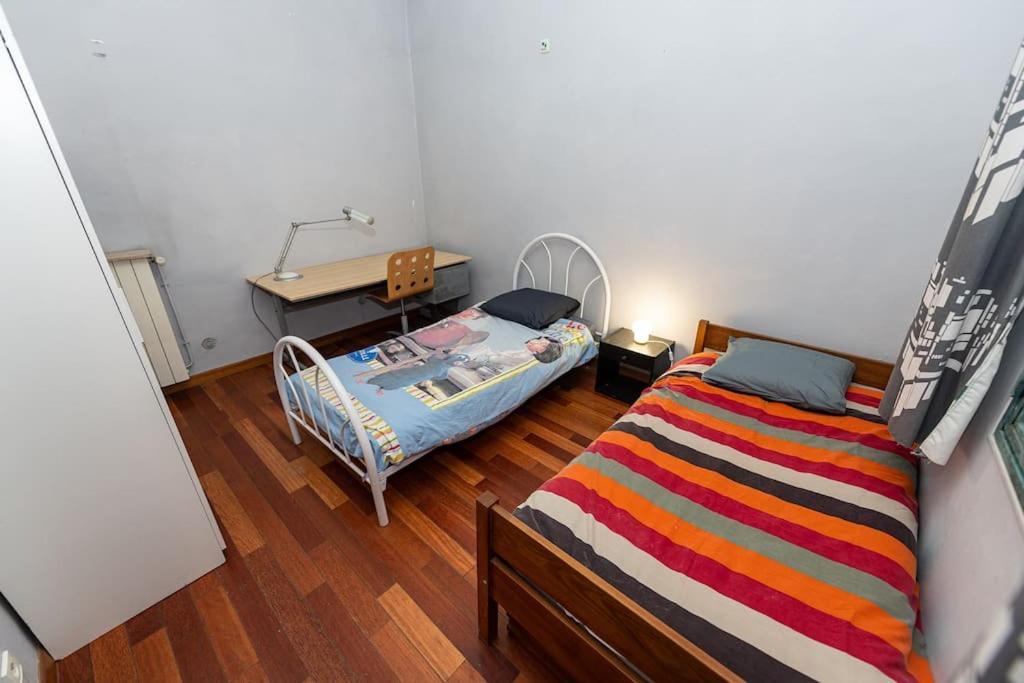 Anna-Maria : Grand Appartement 10 Personnes+Parking Prive -Actif+ Location- Marsiglia Esterno foto